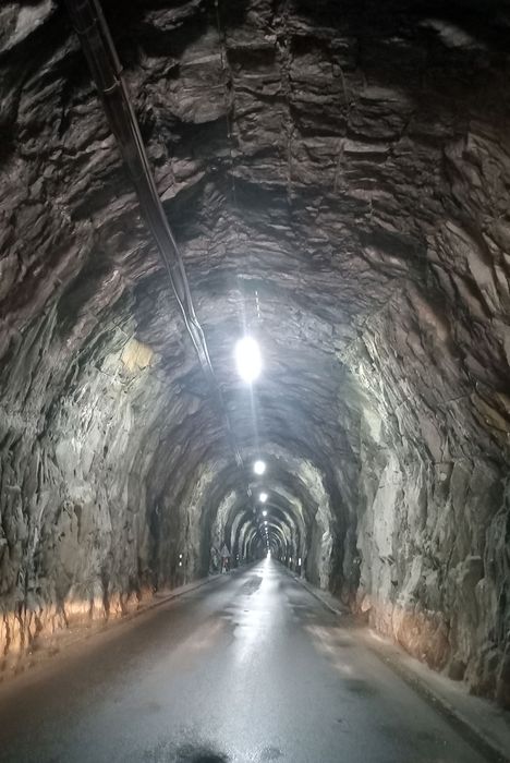 tunnel