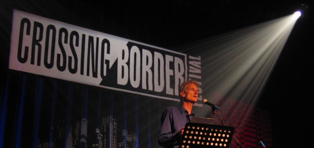 Peter Hammill leest voor in Den Haag, 19 nov 2005