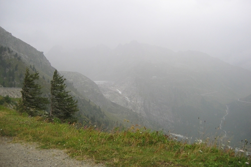 Rhône-gletsjer in de mist