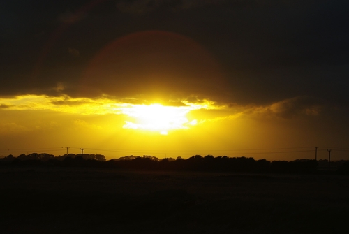 zonsondergang nabij de camping